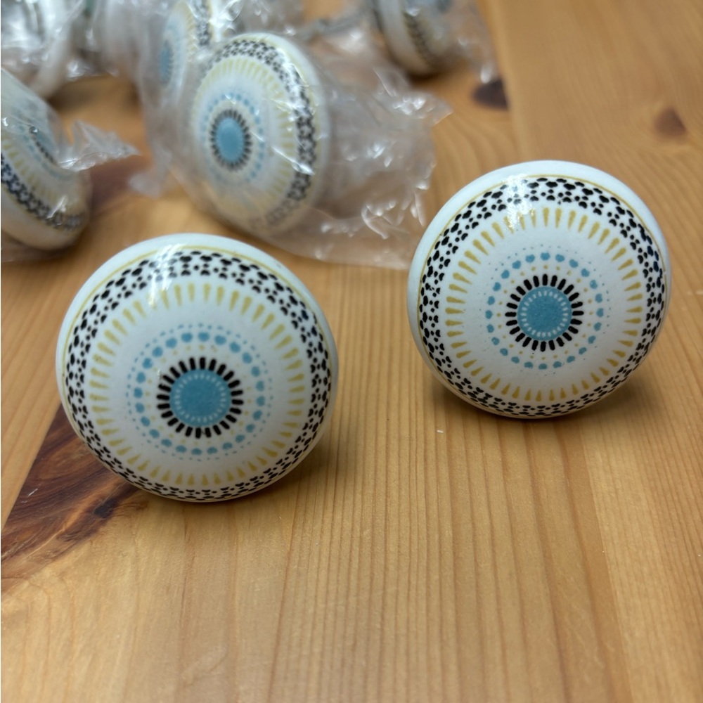 Set of 12 Ceramic Knobs with Blue and Yellow Pattern